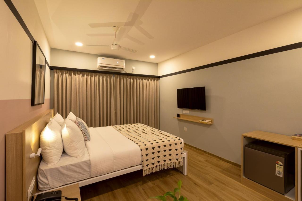 Olive Hotel Indiranagar 100Ft Road By Embassy Group 班加罗尔 外观 照片