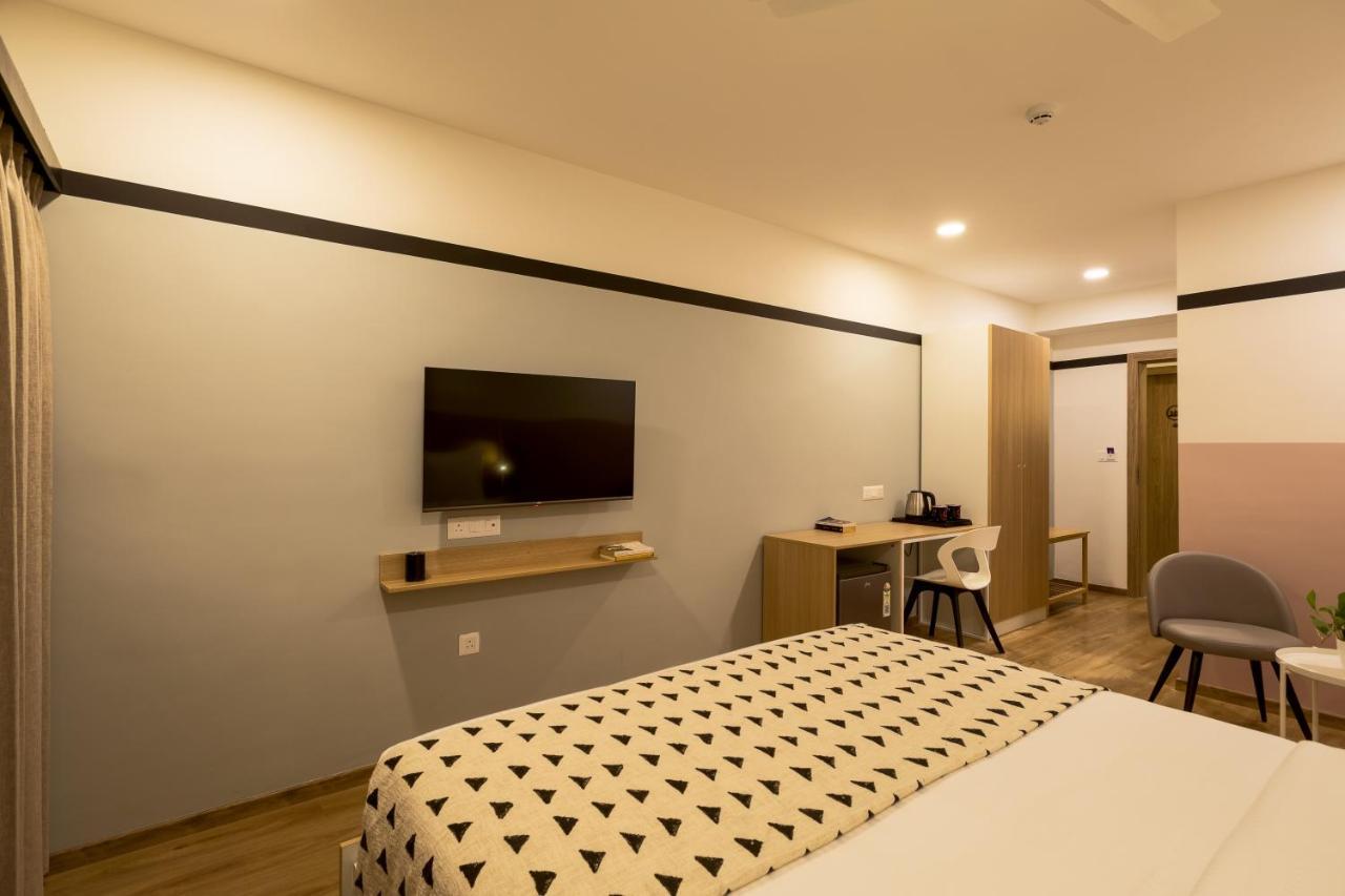 Olive Hotel Indiranagar 100Ft Road By Embassy Group 班加罗尔 外观 照片