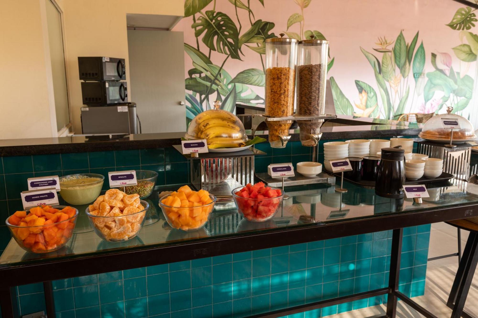 Olive Hotel Indiranagar 100Ft Road By Embassy Group 班加罗尔 外观 照片
